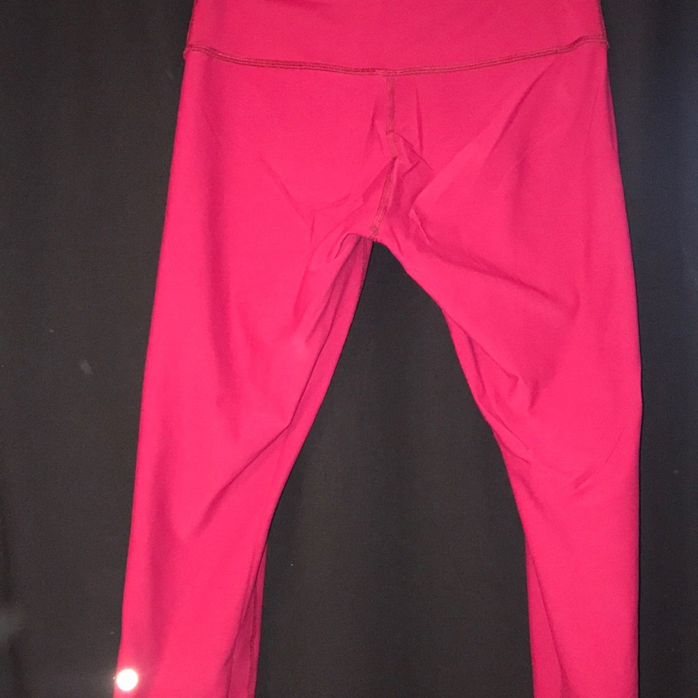 Pink Lulu Lemon Crop Leggings - Picture 5 of 6